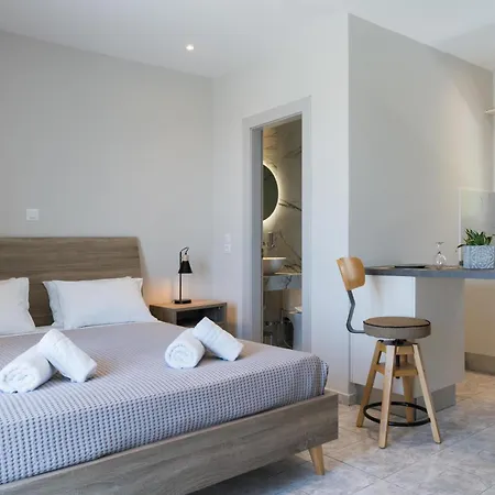 Captain's In Olive Grove 2 شقة Mousata