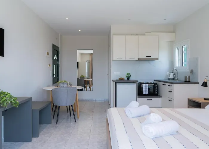 Captain's In Olive Grove 2 דירה *