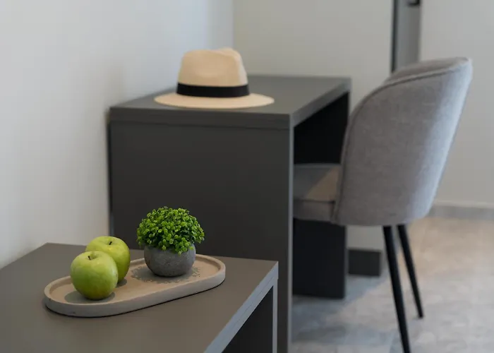 דירה Captain's In Olive Grove 2 *