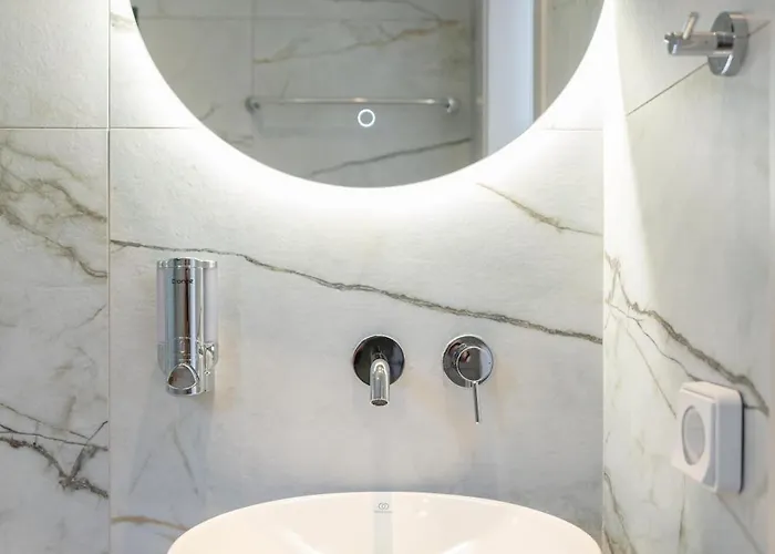 Captain's In Olive Grove 2 דירה