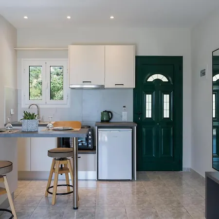 Captain's In Olive Grove 2